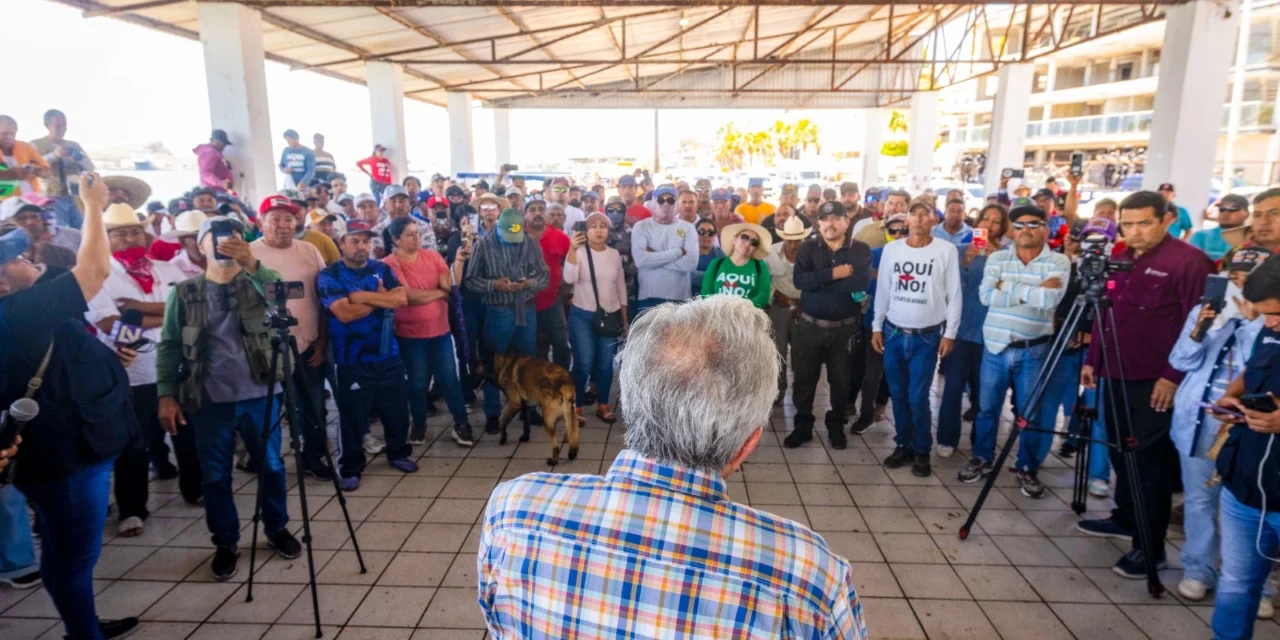 GOBERNADOR ROCHA MOYA SE REUNIÓ CON MIEMBROS DE COMUNIDADES INDÍGENAS DE AHOME