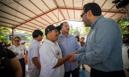 «NOSOTROS LE APOSTAMOS MUCHO A MEJORAR LAS INSTALACIONES DE LOS PLANTELES EDUCATIVOS»: JUAN DE DIOS GÁMEZ A LA COMUNIDAD ESCOLAR DEL CAM 24