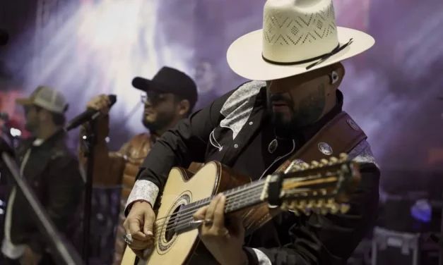 LA FIRMA CONQUISTA CON SU SHOW EN PARRAS DE LA FUENTE COAHUILA