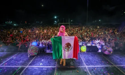 MÁS DE 20 MIL PERSONAS SE REÚNEN EN LA EXPLANADA DE PALACIO DE GOBIERNO PARA CELEBRAR A LA NIÑEZ SINALOENSE