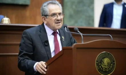 DIPUTADO MANUEL DE JESÚS GUERRERO VERDUGO, LLAMA A HONRAR LA MEMORIA CON ACCIONES EN FAVOR DE LA JUVENTUD SINALOENSE