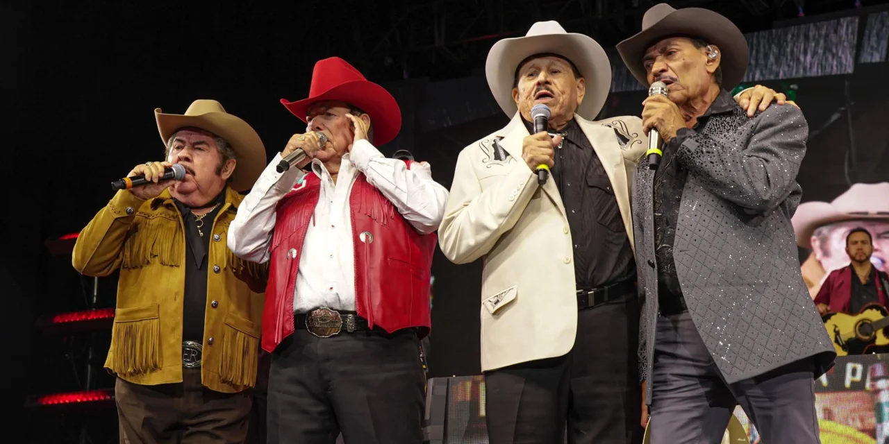 PALOMAZO NORTEÑO EN ONTARIO CALIFORNIA