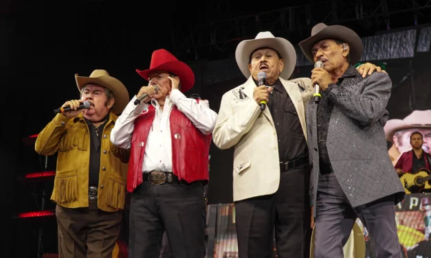 PALOMAZO NORTEÑO EN ONTARIO CALIFORNIA