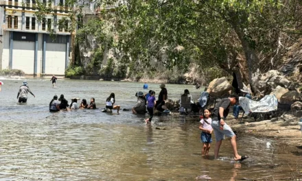PROTECCIÓN CIVIL MUNICIPAL REFUERZA RECORRIDOS PREVENTIVOS EN BALNEARIOS DURANTE SEMANA SANTA 2026