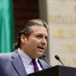 MARIO ZAMORA EXIGE ACCIÓN INMEDIATA ANTE RIESGO NACIONAL POR SUEROS «MILAGRO» INTRAVENOSOS