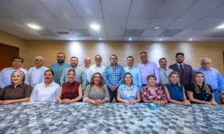 GOBERNADORA YERALDINE BONILLA SE REUNIÓ CON LAS Y LOS PRESIDENTES MUNICIPALES DE TODO SINALOA