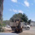 REFUERZA AYUNTAMIENTO LIMPIEZA Y DESAZOLVE EN ARROYOS, CANALES Y AFLUENTES DE DISTINTOS SECTORES DE CULIACÁN