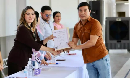 ICATSIN REALIZA CLAUSURA MASIVA DE CURSOS EN CHOIX Y FIRMA CONVENIO CON MINERA XOCHIPALA GOLD