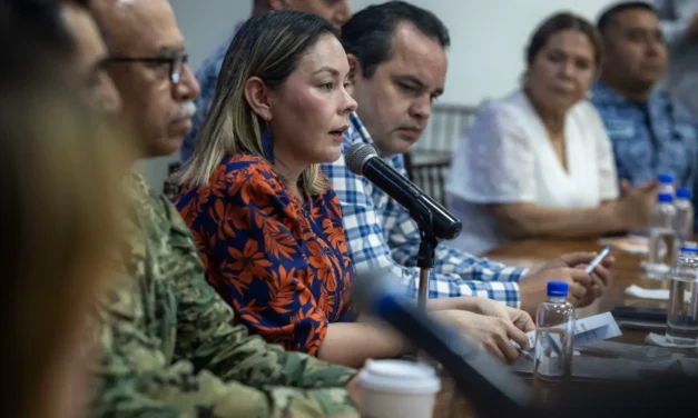 ESTAMOS PREPARADOS PARA ENFRENTAR LA TEMPORADA DE CICLONES: GOBERNADORA YERALDINE