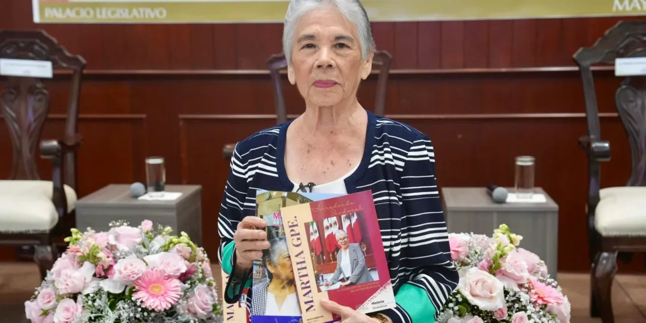 PRESENTAN REVISTA Y LIBRO SOBRE LA VIDA Y LEGADO DE “MARTHITA ARREDONDO” EN EL CONGRESO DE SINALOA