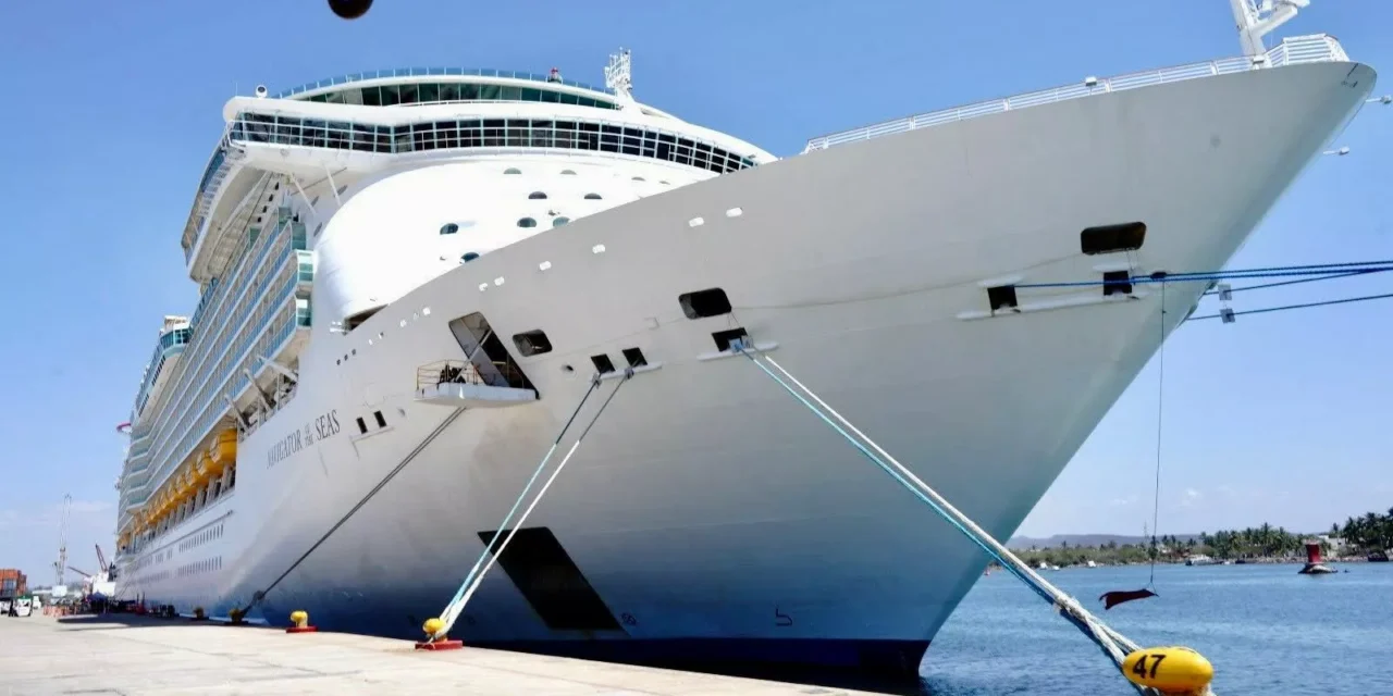 ARRIBO DE CRUCERO FORTALECE LA ACTIVIDAD ECONÓMICA Y COMERCIAL EN MAZATLÁN