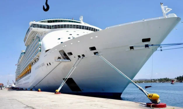 ARRIBO DE CRUCERO FORTALECE LA ACTIVIDAD ECONÓMICA Y COMERCIAL EN MAZATLÁN