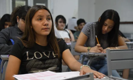 CON GRAN RESPUESTA Y ORGANIZACIÓN, LA UAS APLICA EXAMEN DE DIAGNÓSTICO A MILES DE ASPIRANTES DE BACHILLERATO