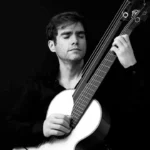 EL GUITARRISTA CLÁSICO OMAN KAMISKI SE PRESENTA ESTE VIERNES EN EL SOCORRO ASTOL