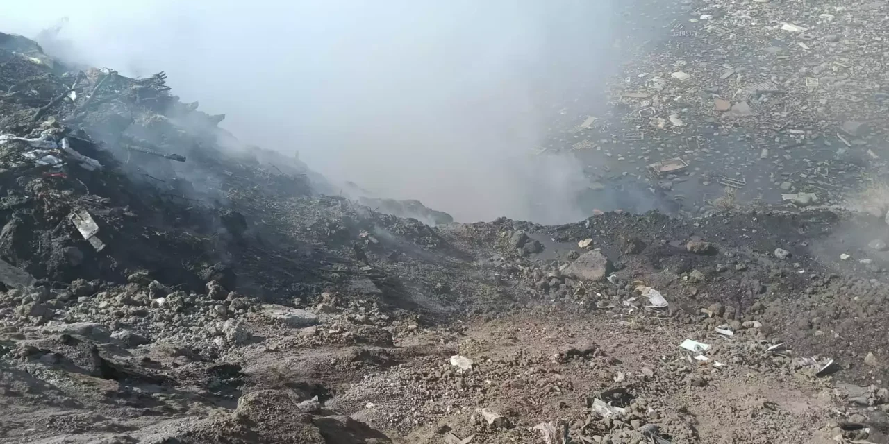 CONTROLADO AL 80% INCENDIO EN BASURÓN DEL PIGGYBACK EN CULIACÁN
