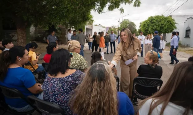 PRESIDENTA ANA MIRIAM RAMOS REFRENDA COMPROMISO CON EL MEJORAMIENTO DE CALLES EN VALLES DEL SOL