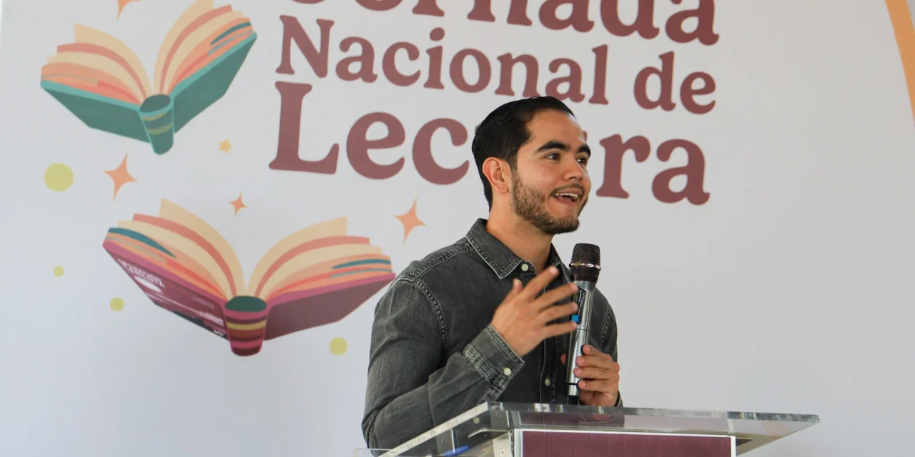 DESDE LA COLONIA LÁZARO CÁRDENAS, SINALOA SE ENLAZA CON LA PRESIDENTA CLAUDIA SHEINBAUM DURANTE LA JORNADA NACIONAL DE LECTURA