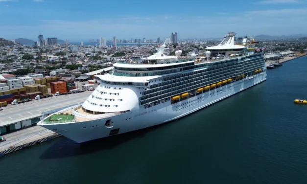 RECIBE MAZATLÁN A MÁS DE 3,700 CRUCERISTAS