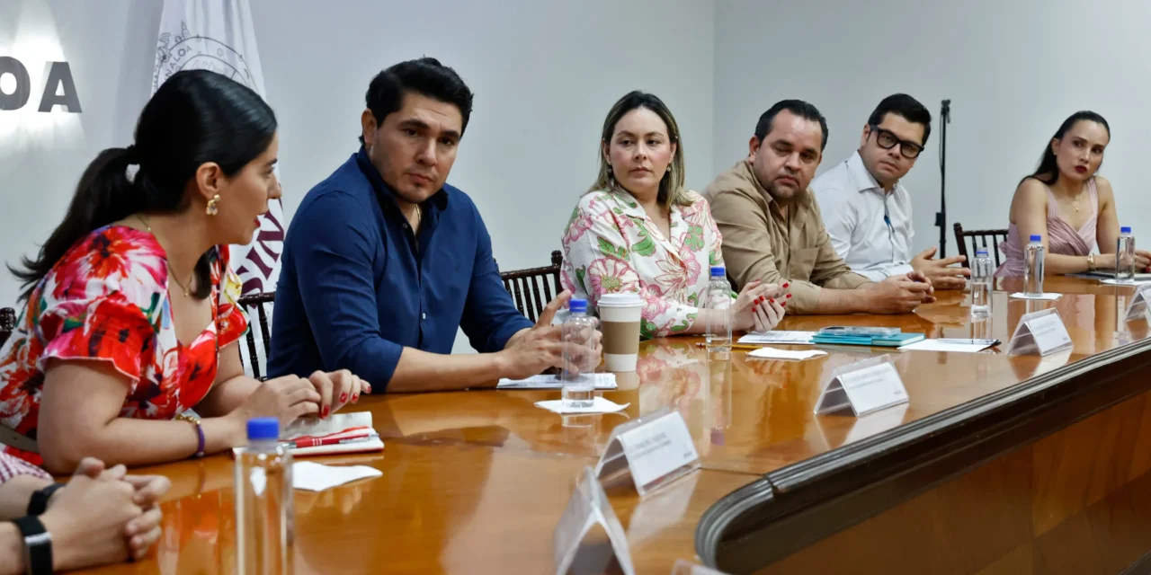 SE REÚNE GOBERNADORA YERALDINE CON TITULARES DE LAS DEPENDENCIAS QUE INTEGRAN EL GABINETE ESTATAL