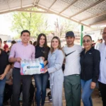 ANA MIRIAM RAMOS LLEVA APOYOS DEL AQUATÓN 2026 A SANALONA PARA ACOMPAÑAR A LAS FAMILIAS QUE ENFRENTAN LA SEQUÍA