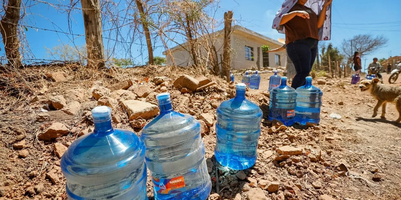 EL AQUATÓN 2026 SUPERA EL MEDIO MILLÓN DE LITROS DE AGUA ENTREGADOS A FAMILIAS AFECTADAS POR LA SEQUÍA EN SINALOA