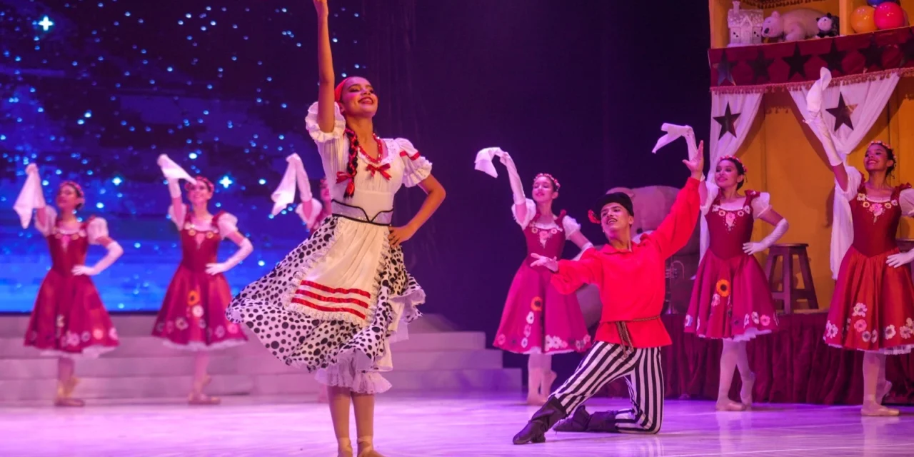 CON LA MAGIA DE «LA MUÑECA ENCANTADA» SE GRADÚAN NUEVOS TALENTOS DEL BALLET