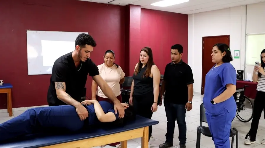 DIF SINALOA FORTALECE EL BIENESTAR DE PERSONAS CUIDADORAS CON TALLER DE HIGIENE DE COLUMNA Y PREVENCIÓN DE LESIONES