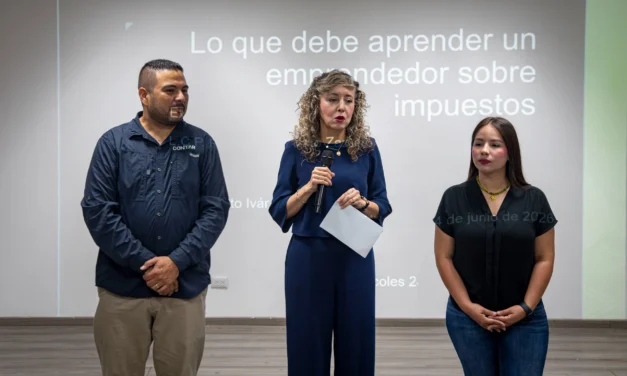 EMPRENDEDORES FORTALECEN SUS CONOCIMIENTOS FISCALES EN CAPACITACIÓN ORGANIZADA POR EL AYUNTAMIENTO DE CULIACÁN