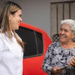 “ESTE DOCUMENTO ES TODO PARA MÍ”; RECIBEN FAMILIAS DE LA BICENTENARIO SUS ESCRITURAS TRAS 16 AÑOS DE ESPERA