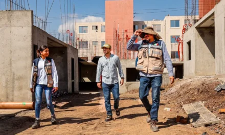 MÁS HOGARES, MÁS BIENESTAR: OMAR LÓPEZ CAMPOS SUPERVISA AVANCE DE VIVIENDAS PARA EL BIENESTAR EN CULIACÁN