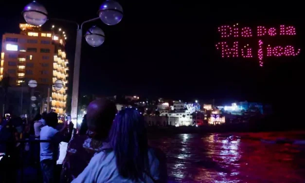 REÚNE DÍA DE LA MÚSICA A CERCA DE 30 MIL ASISTENTES EN NUEVE ESCENARIOS DEL CENTRO HISTÓRICO Y OLAS ALTAS