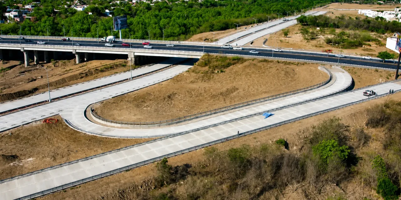 CON MÁS DE MIL 700 MILLONES DE PESOS, SE REALIZAN MÁS DE 200 OBRAS EN LOS 20 MUNICIPIOS, «SEGUIMOS AVANZANDO EN SINALOA»: RAÚL MONTERO