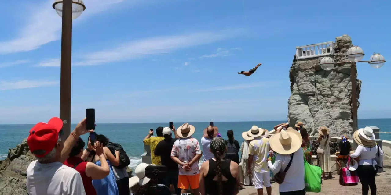 MÁS DE 278 MIL TURISTAS DE CRUCEROS VISITARON MAZATLÁN EN EL PRIMER SEMESTRE DE 2026