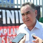 EL RECTOR JESÚS MADUEÑA HACE PRESENCIA EN EL PARO DE LABORES PROMOVIDO POR EL SUNTUAS