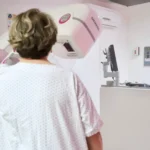 SECRETARÍA DE SALUD FORTALECE LA DETECCIÓN OPORTUNA DEL CÁNCER DE MAMA MEDIANTE SERVICIOS GRATUITOS EN LA UNEME DEDICAM