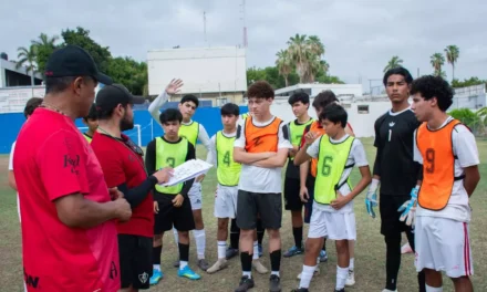 MÁS DE MIL FUTBOLISTAS ASISTEN A LA VISORÍA DE ATLAS EN CULIACÁN