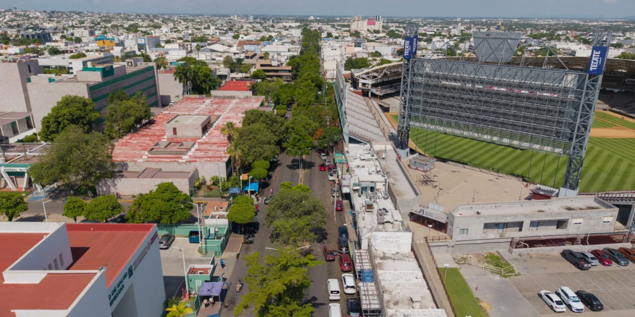 REALIZA AYUNTAMIENTO DE CULIACÁN JORNADA INTEGRAL DE PODA Y MANTENIMIENTO SOBRE EL BULEVAR EMILIANO ZAPATA