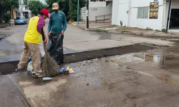 MANTIENE AYUNTAMIENTO LIMPIEZA DE INFRAESTRUCTURA PLUVIAL TRAS LAS RECIENTES LLUVIAS