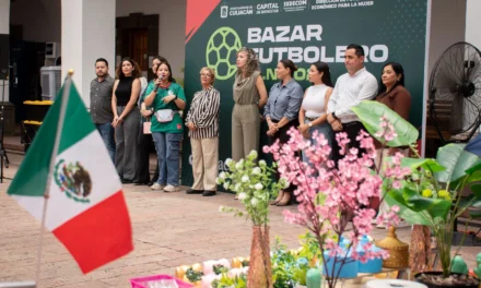 COMPRAS, RIFAS, MÚSICA E INTERCAMBIO DE CARTITAS ANIMAN EL BAZAR FUTBOLERO CLN 2026 EN EL AYUNTAMIENTO DE CULIACÁN
