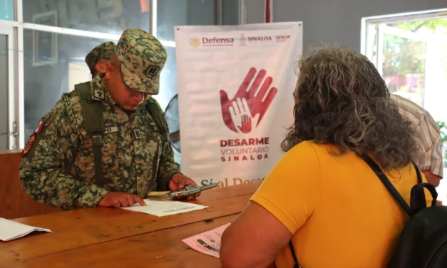 VAN 3,555 ARMAS Y EXPLOSIVOS ENTREGADOS EN EL DESARME VOLUNTARIO SINALOA