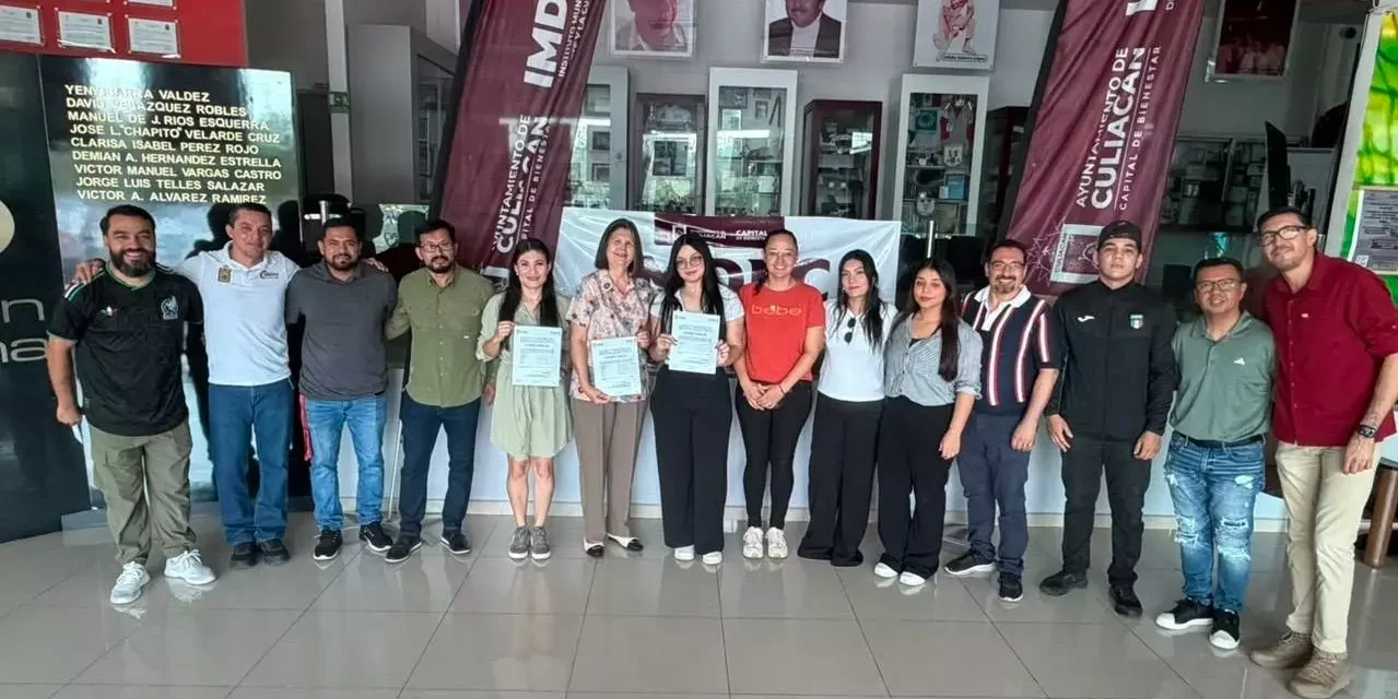 ENTREGA DIRECTOR DEL IMDEC CONSTANCIAS A NUEVOS COMITÉS MUNICIPALES DE KARATE DO, JUDO Y DEPORTE ADAPTADO