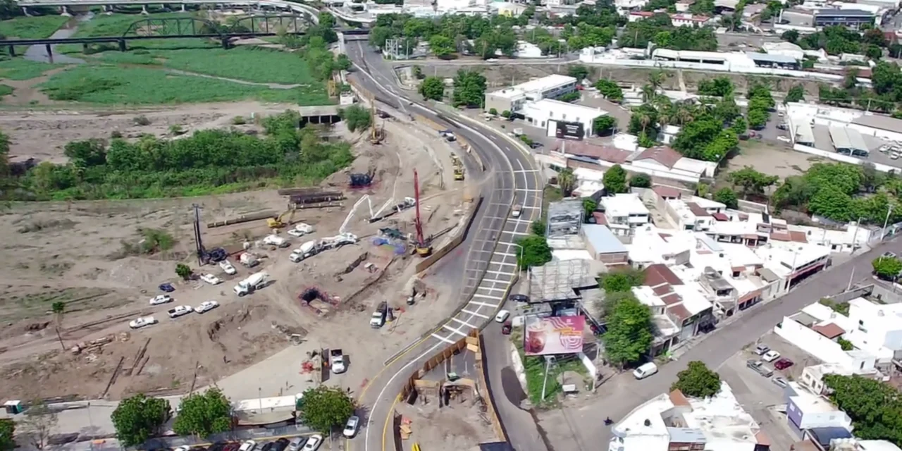SE HABILITARON DOS CARRILES A LA CIRCULACIÓN DE ORIENTE A PONIENTE POR LA OBRA DEL PUENTE DEL BOULEVARD PEDRO INFANTE