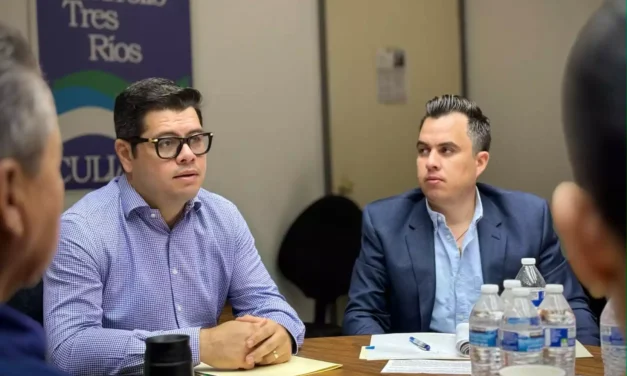 CHRISTIAN ZAZUETA RINDE PROTESTA ANTE EL CONSEJO DEL DESARROLLO URBANOTRES RÍOS