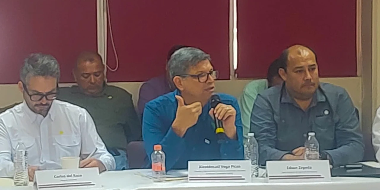 GOBIERNO DE MÉXICO PROPONE VIGILANCIA PERMANENTE Y RESTAURACIÓN INTEGRAL PARA LA BAHÍA DE OHUIRA