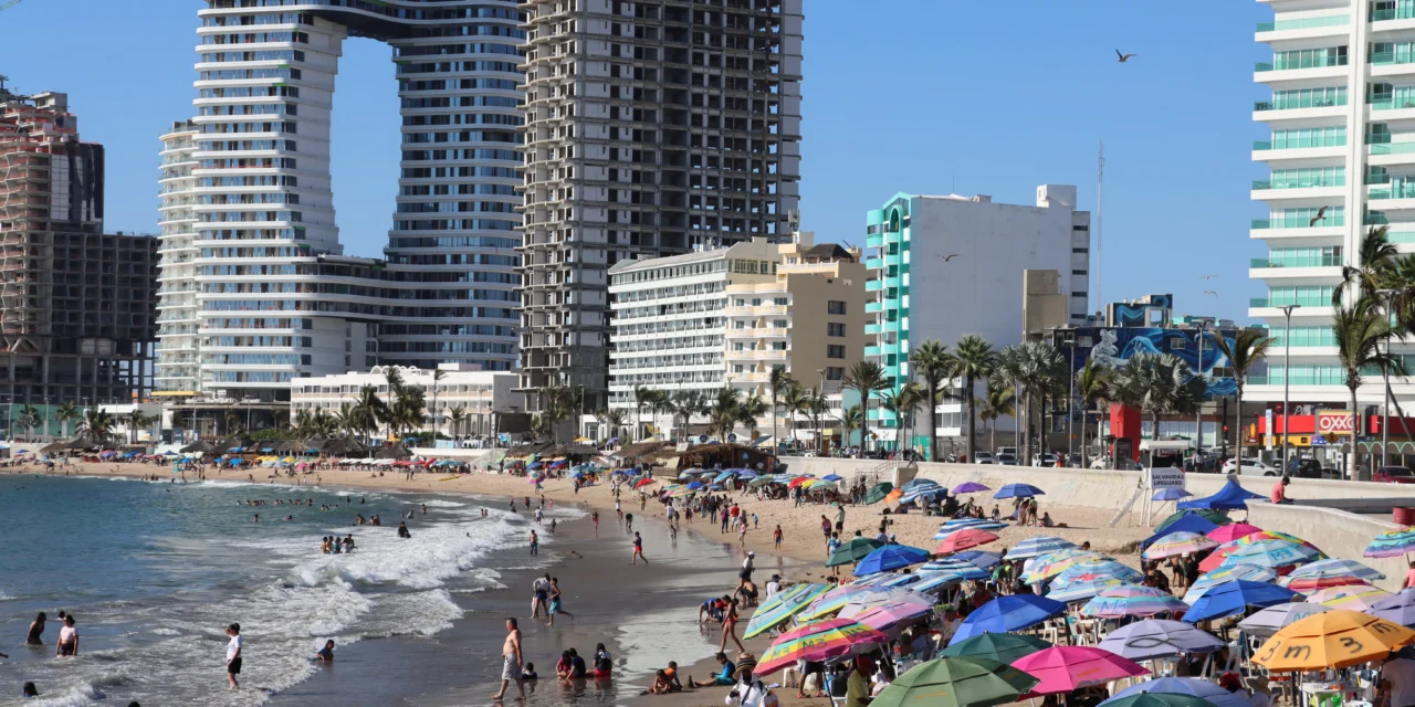 SINALOA PROYECTA UN VERANO DINÁMICO: SE PREVÉ HASTA UN 80% DE OCUPACIÓN HOTELERA EN MAZATLÁN