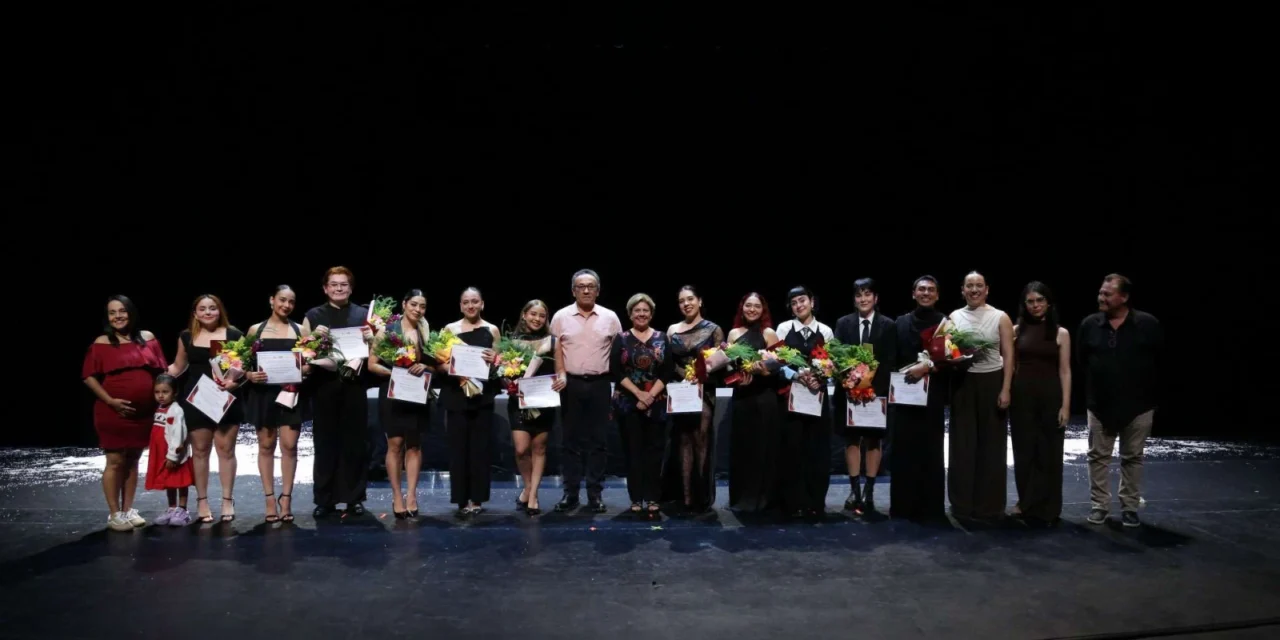 EGRESA LA GENERACIÓN 2022-2026 DE LA LICENCIATURA EN DANZA CONTEMPORÁNEA DE LA ESAJL