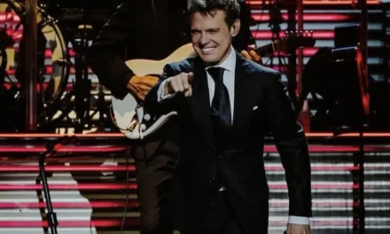 LUIS MIGUEL Y COCA-COLA CELEBRAN 100 AÑOS JUNTO A MÉXICO PARA RECORDAR QUE LA FÓRMULA ES ESTAR SIEMPRE JUNTOS