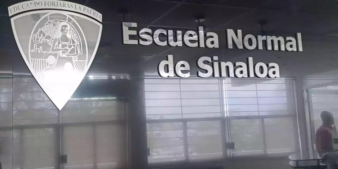 FORTALECE ENS FORMACIÓN DOCENTE CON EXÁMENES DE TITULACIÓN EN CONTEXTOS REALES