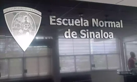 FORTALECE ENS FORMACIÓN DOCENTE CON EXÁMENES DE TITULACIÓN EN CONTEXTOS REALES