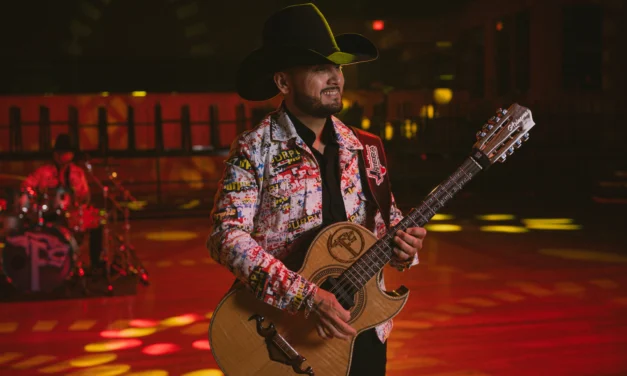 ¡NO PARAN! LA FIERA DE OJINAGA GRABA EL VIDEO DE «BESOS PENDIENTES»